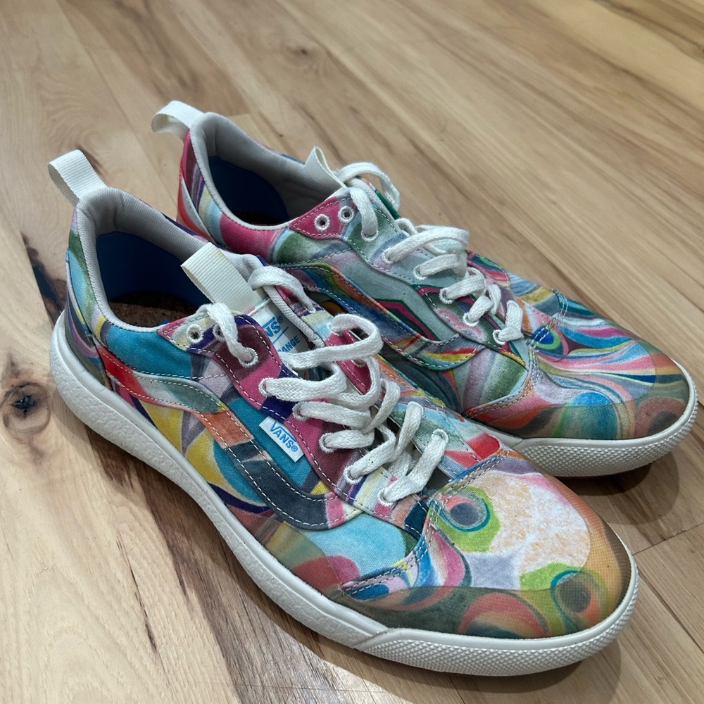 NWOT Vans Men's UltraRange EXO Size 10